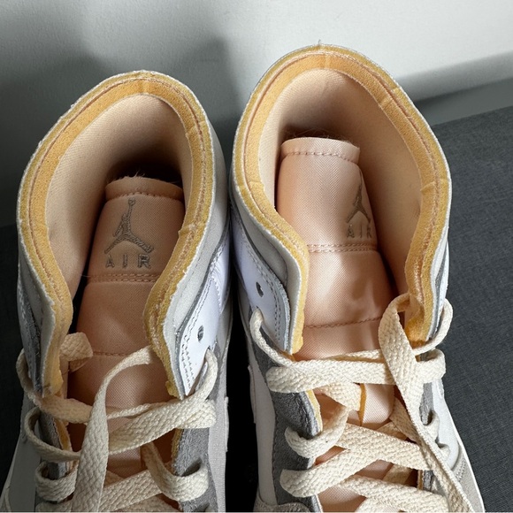 Nike - Air Jordan 1 Mid SE - Craft Inside Out - White Shoes DM9652-100 - NWOT - Picture 7 of 11